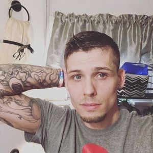 Meet your Posher, Daniel